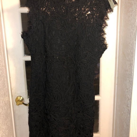 Black dress - Picture 1 of 3